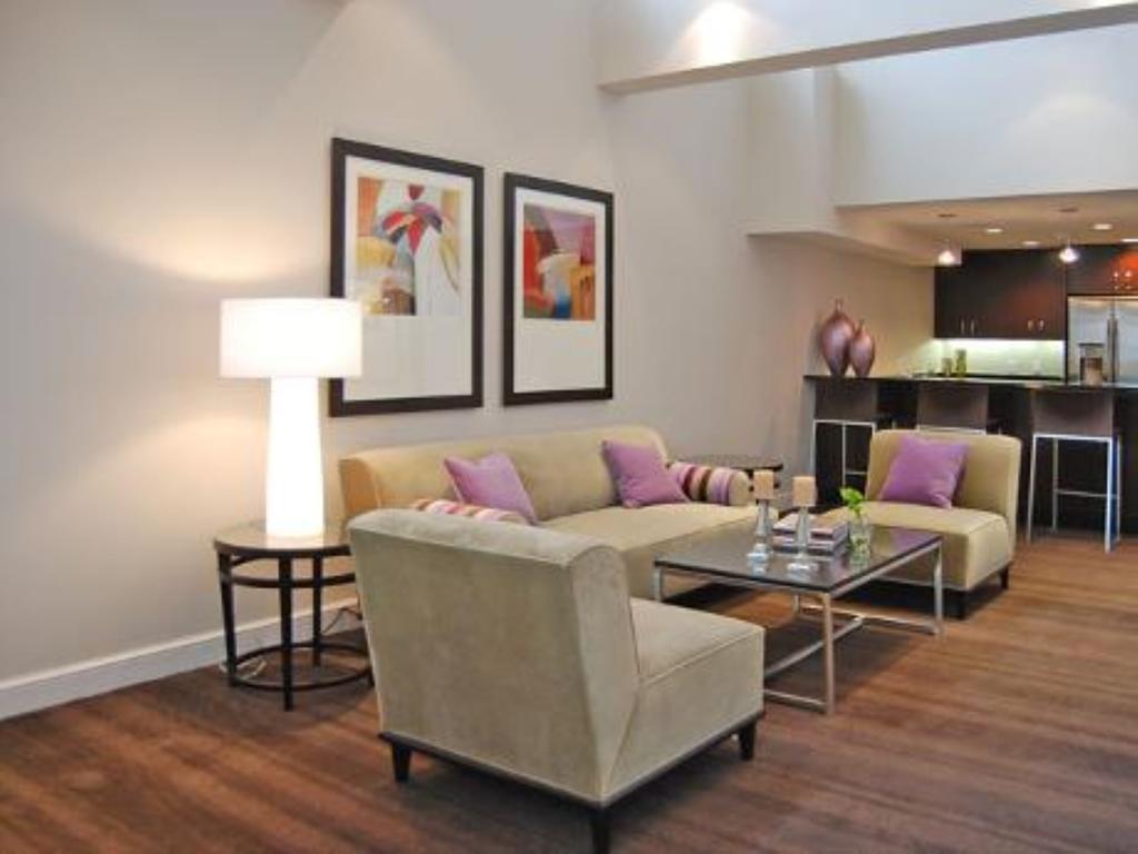 Bluebird Suites Dc Financial District Aparthotel