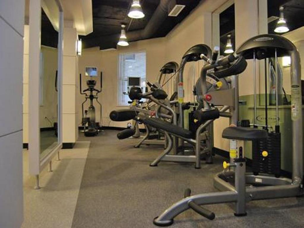 Bluebird Suites Dc Financial District Aparthotel 4*